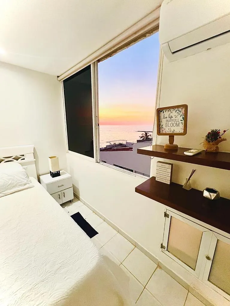 Amazing Ocean View Apartment In El Laguito Cartagena