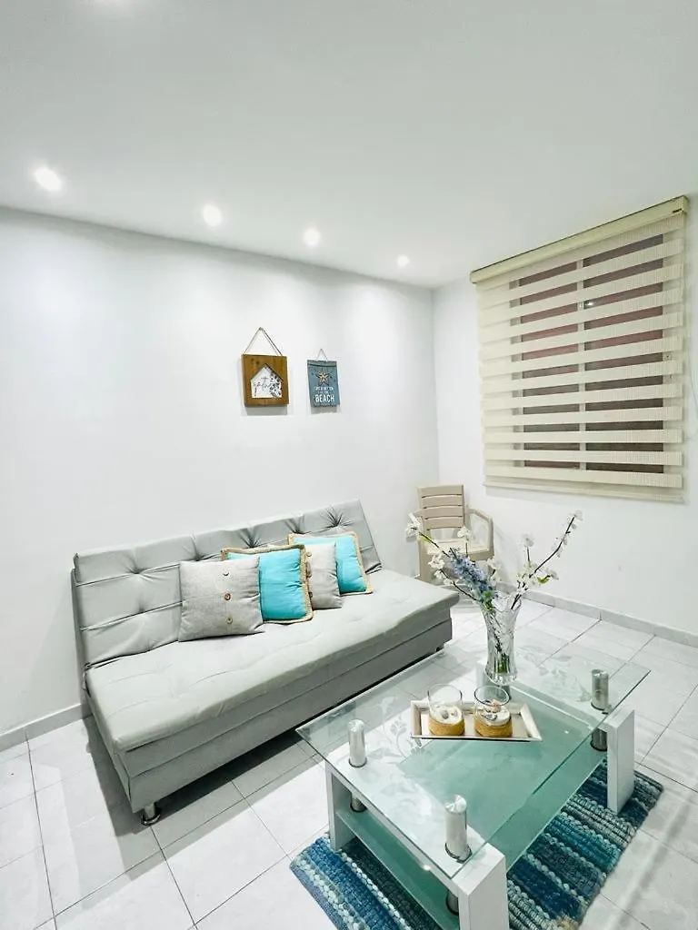Amazing Ocean View Apartment In El Laguito Cartagena